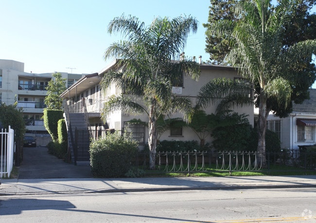 Primary Photo - 6416 W. Fountain Ave