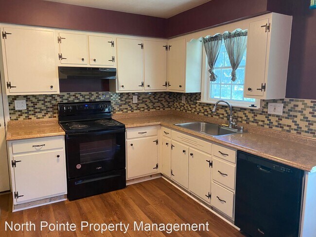 Building Photo - 4 br, 2 bath House - 2342 Beacon Hill Rd.