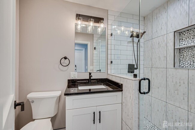 Building Photo - 4 Wilcox Ave