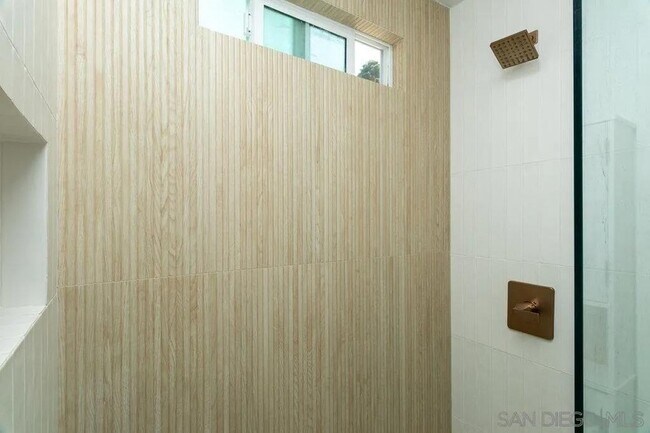 Building Photo - 3531 Florida St