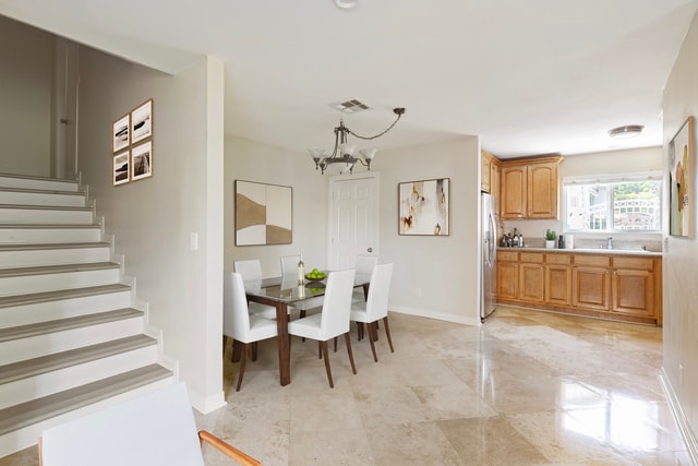Dining for Six - 3424 Bellevue Ave