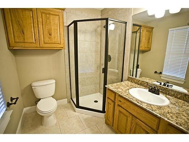 Building Photo - 1303 Halcyon Pl