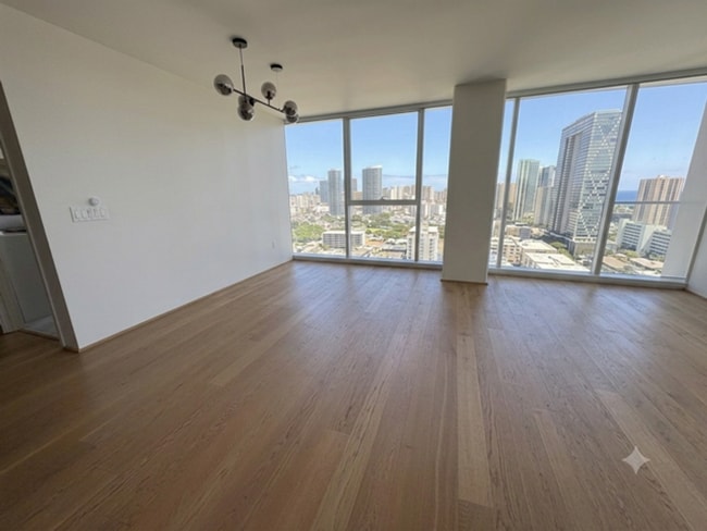 Building Photo - 3 bedroom unit at SYMPHONY HONOLULU!