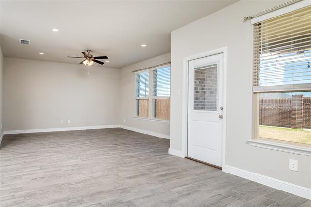 Building Photo - 2212 Gill Star Dr