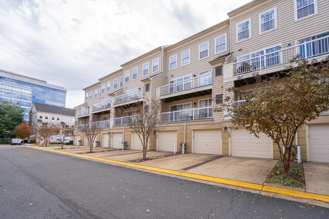12079 Trumbull Way, Reston VA 20190 - 12079 Trumbull Way