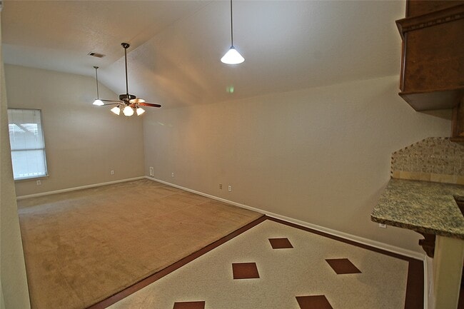 Building Photo - 8615 Sweetbrush Dr