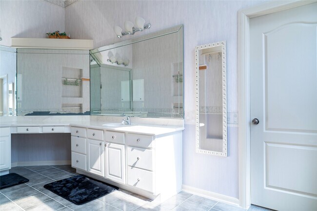 Building Photo - 15315 T C Jester Blvd