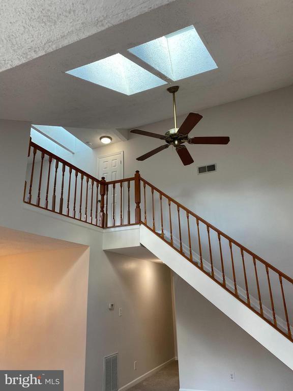 Building Photo - 12106 Greenway Ct