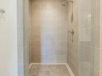 Building Photo - 301 S Main St