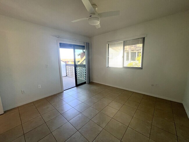 Building Photo - 2556 Ocean Cove Dr