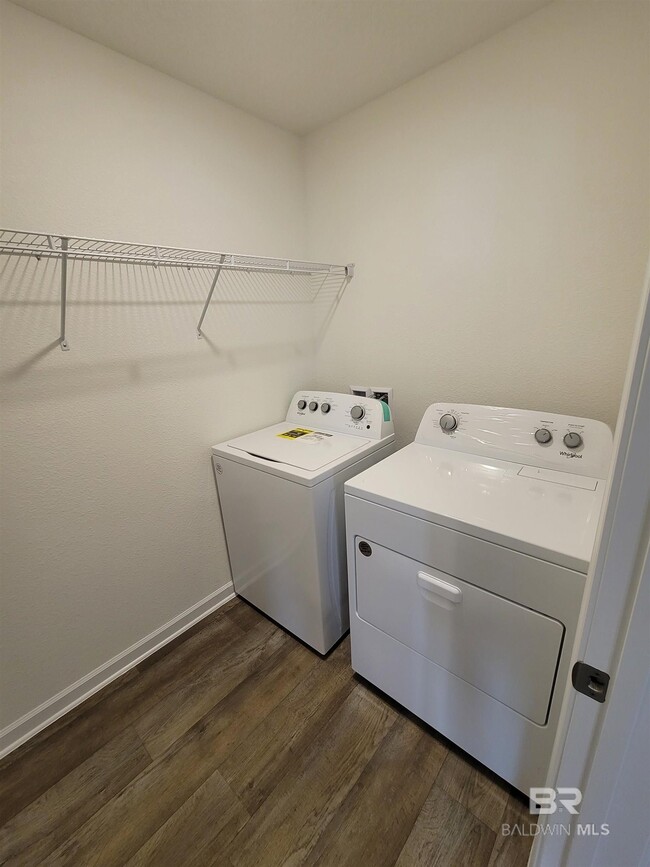Building Photo - 14693 Dayton Cir