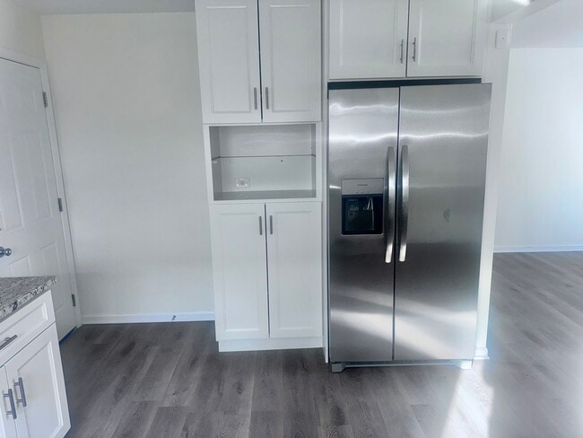 Building Photo - 15119 Meadow Ln