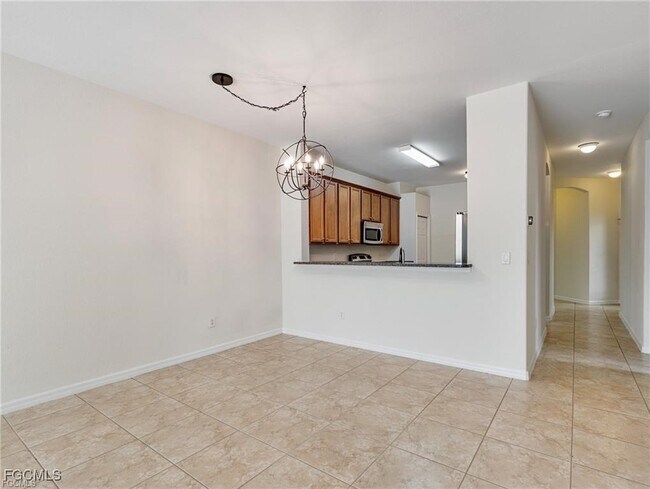 Building Photo - 21354 Bella Terra Blvd