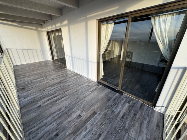 Building Photo - Great Candlewyck condo with and amazing view and lifestyle that can't be beat