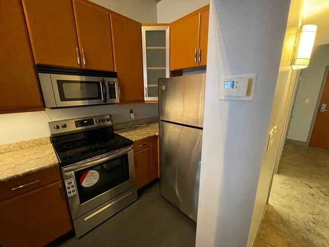 Kitchen - 1104 Prospect Ave E