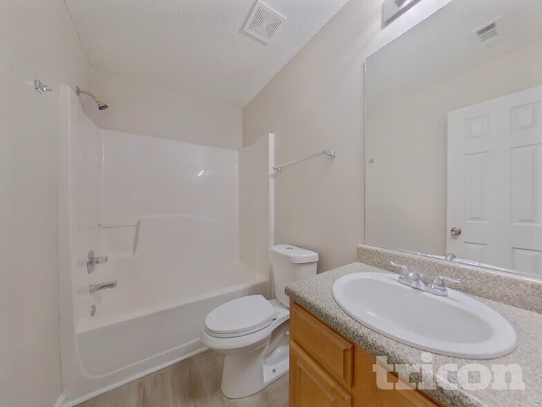 Building Photo - 5006 Serenity Point Ln