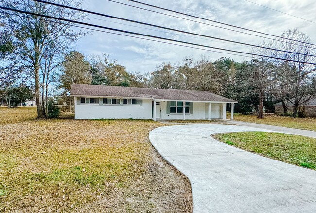 Primary Photo - 3-Bedroom, 2-Bath in Gulf Park Estates – P...