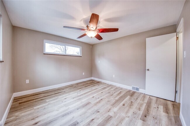 Building Photo - 2158 Reis Run Rd