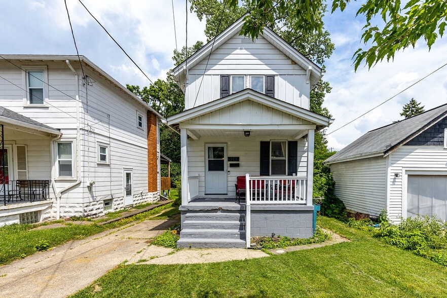 Primary Photo - 3242 Stanhope Ave