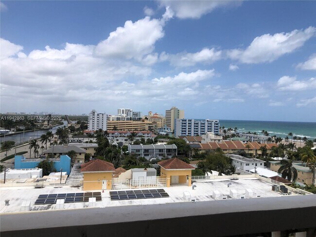 Building Photo - 801 S Ocean Dr