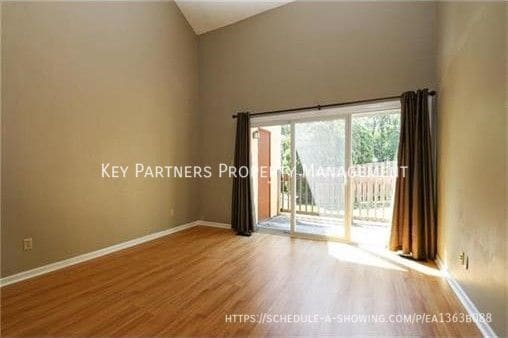 Building Photo - 4853 Horton St