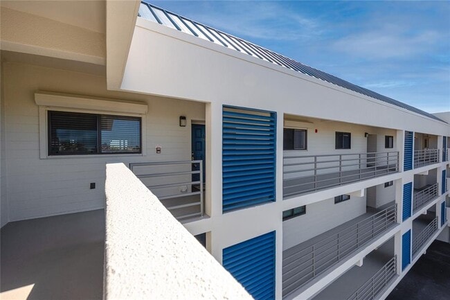 Building Photo - 363 Pinellas Bayway S