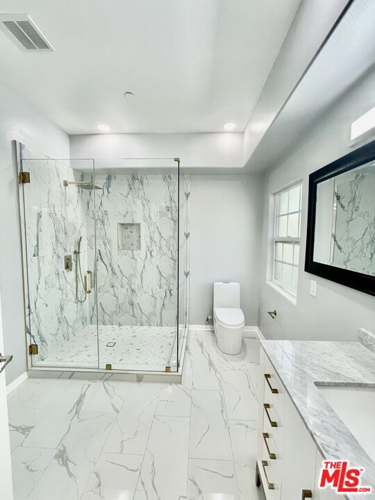 Building Photo - 909 S Gramercy Pl