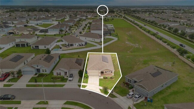 Building Photo - 272 Taft Dr