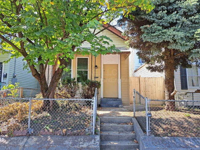 Primary Photo - 2024 Lytle St