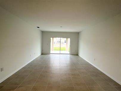 Building Photo - 5545 Tranquila Ln