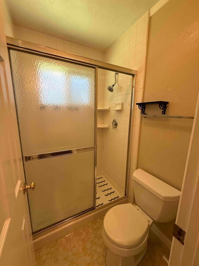 Building Photo - Great 3 Bedroom 2 Bath Home in Rancho Cordova