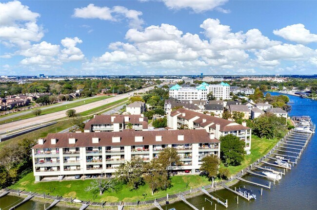 Building Photo - 18809 Egret Bay Blvd