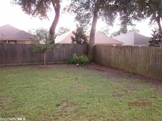 Building Photo - BEAUTIFUL HOME IN DAPHNE!