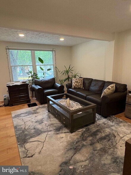 Building Photo - 2115 Preston Square Ct