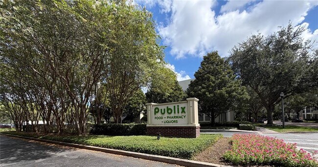 Building Photo - 1425 Chatfield Pl