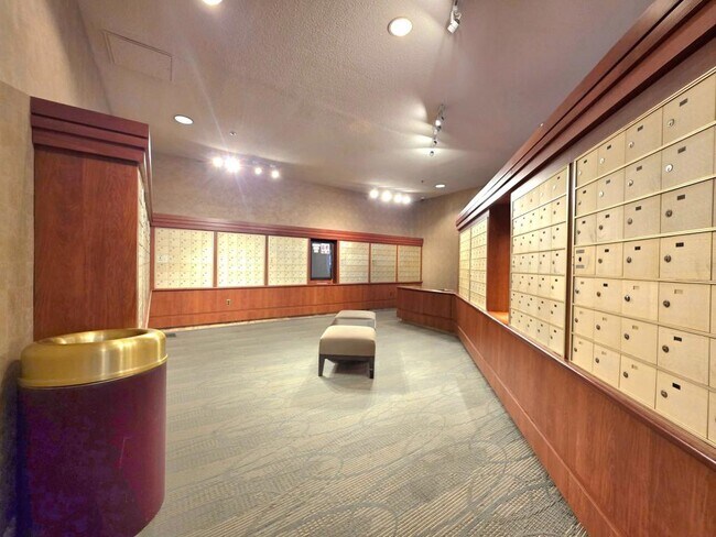 Building Photo - 5505 Seminary Rd