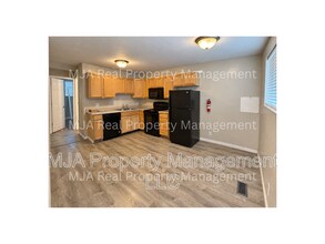 Building Photo - 1784 W 400 N