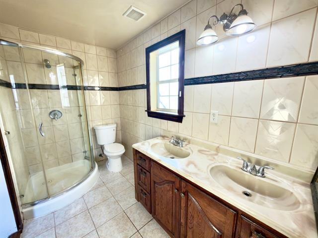 Building Photo - 719 N Crawford St