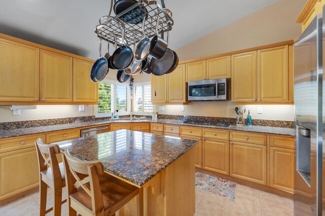 Building Photo - 4011 Prairie Falcon Dr