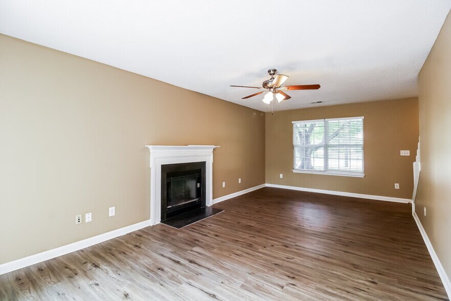 Building Photo - 4108 Sunbury Dr