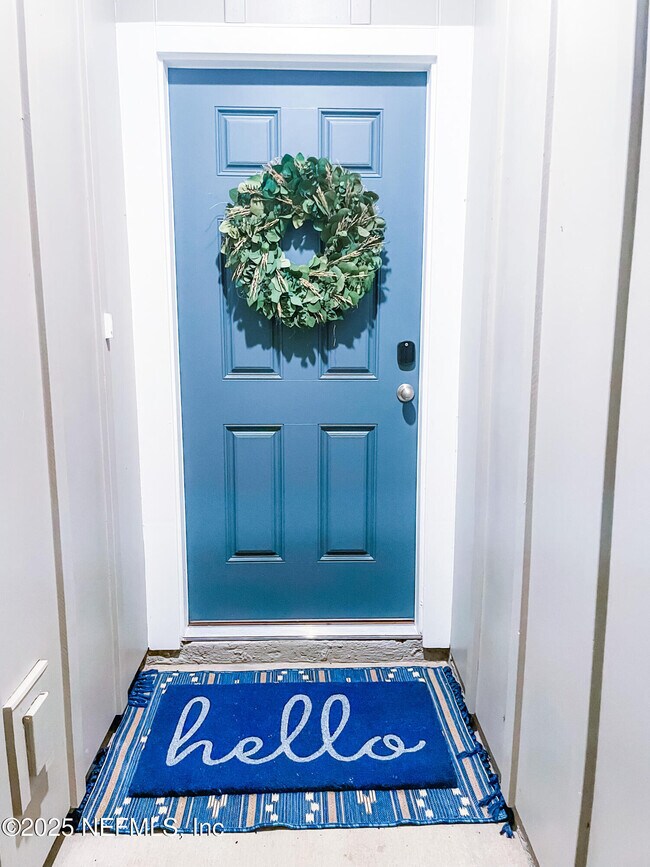 Building Photo - 101 Pamplona Dr