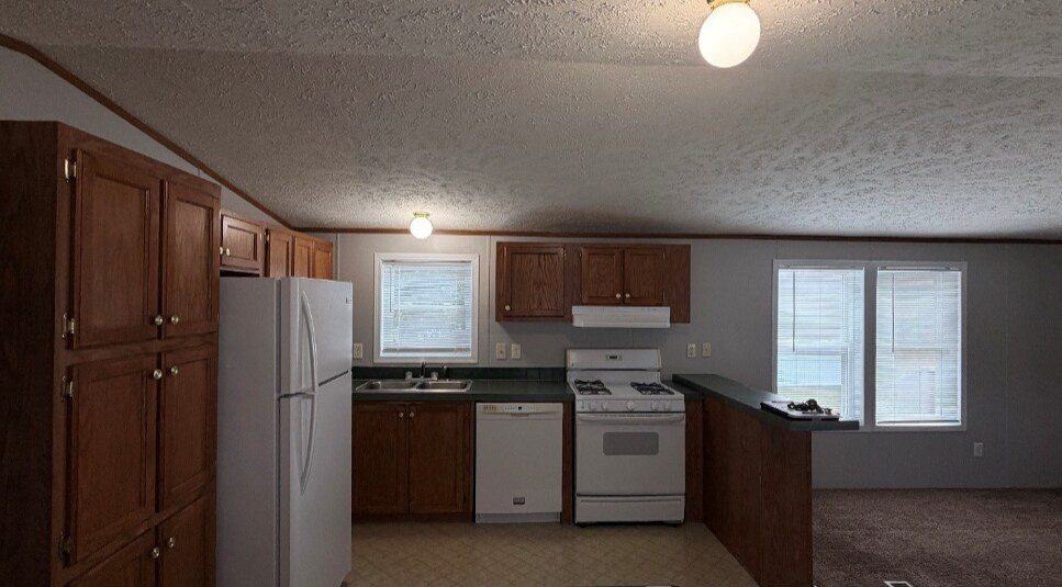 Building Photo - 4647 Iris Ln