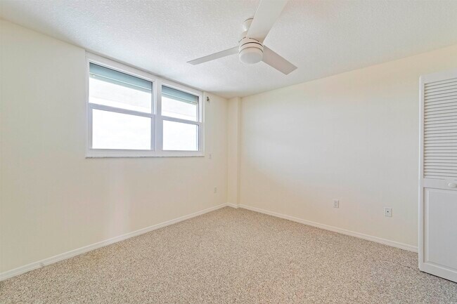Building Photo - 8090 A1A S