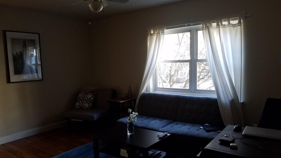 Building Photo - 61 Selkirk Rd