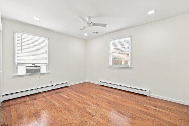 Building Photo - 526 Lafayette Blvd