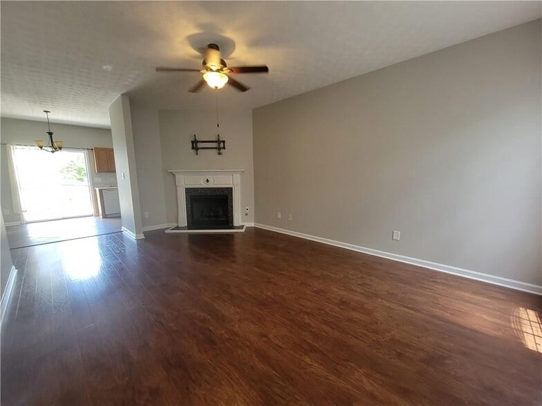 Building Photo - 3007 Kentmere Dr