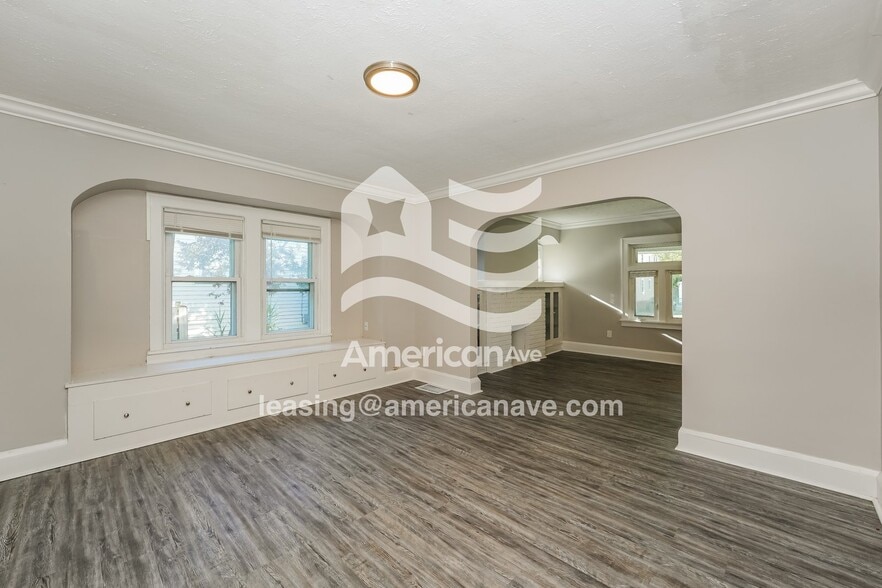 Building Photo - 17000 Melgrave Ave