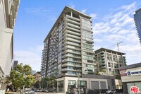 Building Photo - 1100 S Hope St