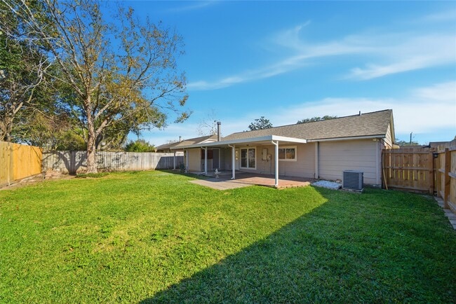 Building Photo - 2406 Webster Ranch Rd