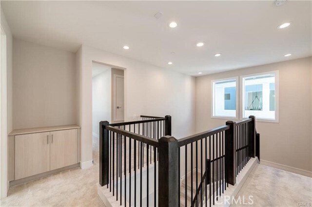Building Photo - 300 Burwood